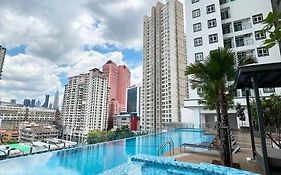 Near LRT Titiwangsa NEW TR Residence 3B3R 6 PAX