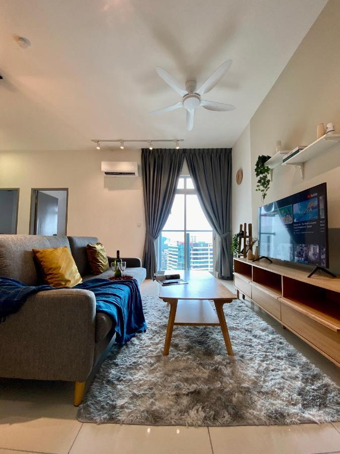 Tr Residence Near Titiwangsa Lrt By Iconique Kuala Lumpur Luaran gambar