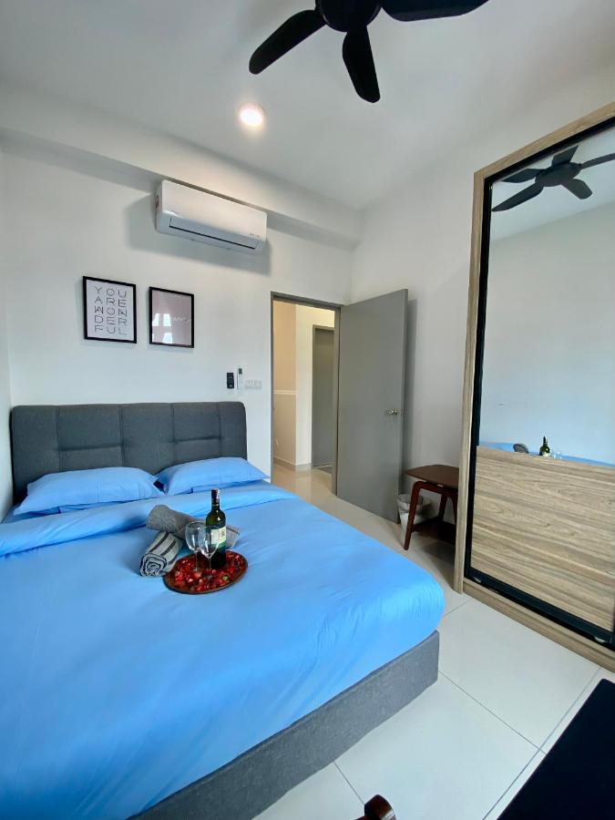 Tr Residence Near Titiwangsa Lrt By Iconique Kuala Lumpur Luaran gambar